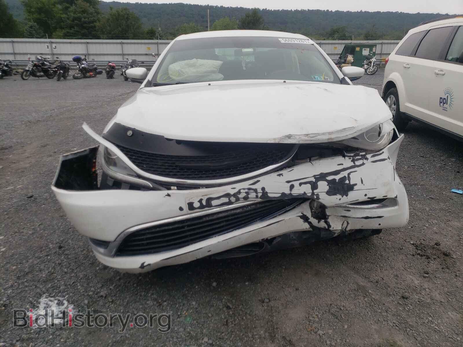 2015 CHRYSLER 200 - VIN: 1C3CCCAB0FN701286 - Фото 9