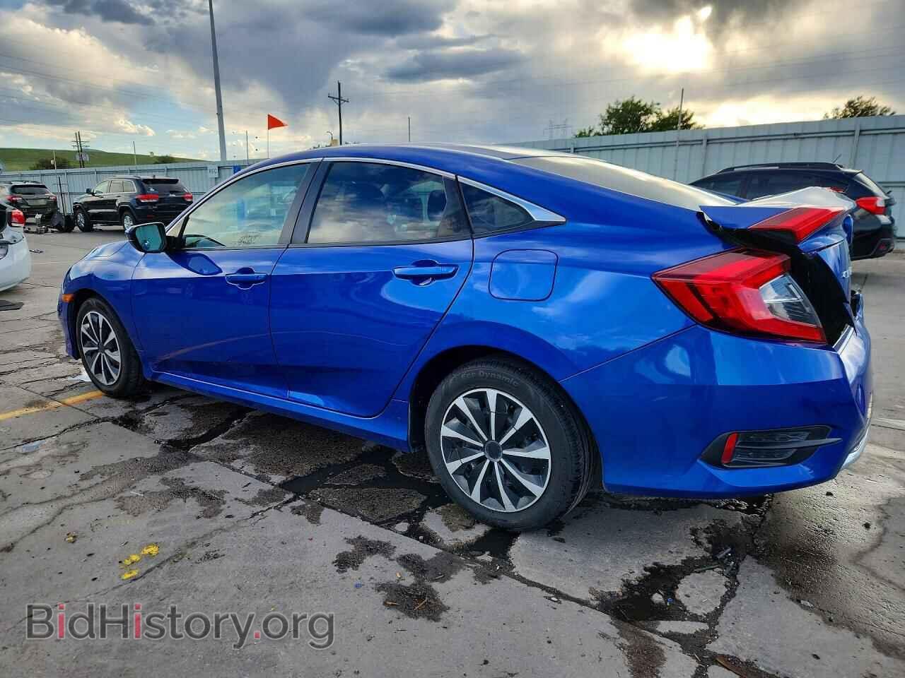 2019 HONDA CIVIC - VIN: 2HGFC2F60KH574672 - Photo 2