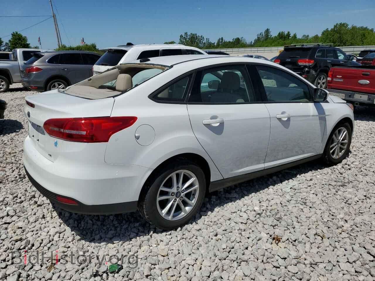 2018 FORD FOCUS - VIN: 1FADP3F2XJL262363 - Фото 3