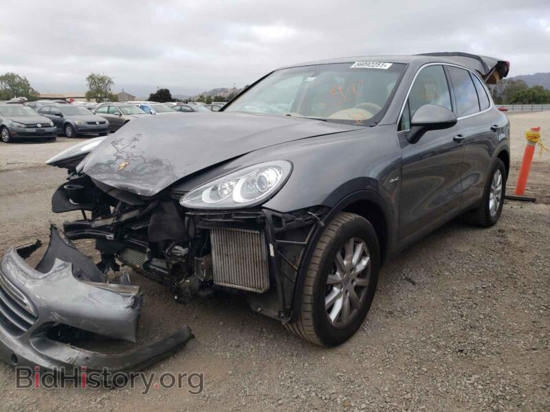 2013 Porsche CAYENNE (VIN WP1AF2A21DLA30142) — photo 2 of 10