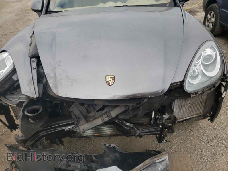 2013 Porsche CAYENNE (VIN WP1AF2A21DLA30142) — photo 7 of 10