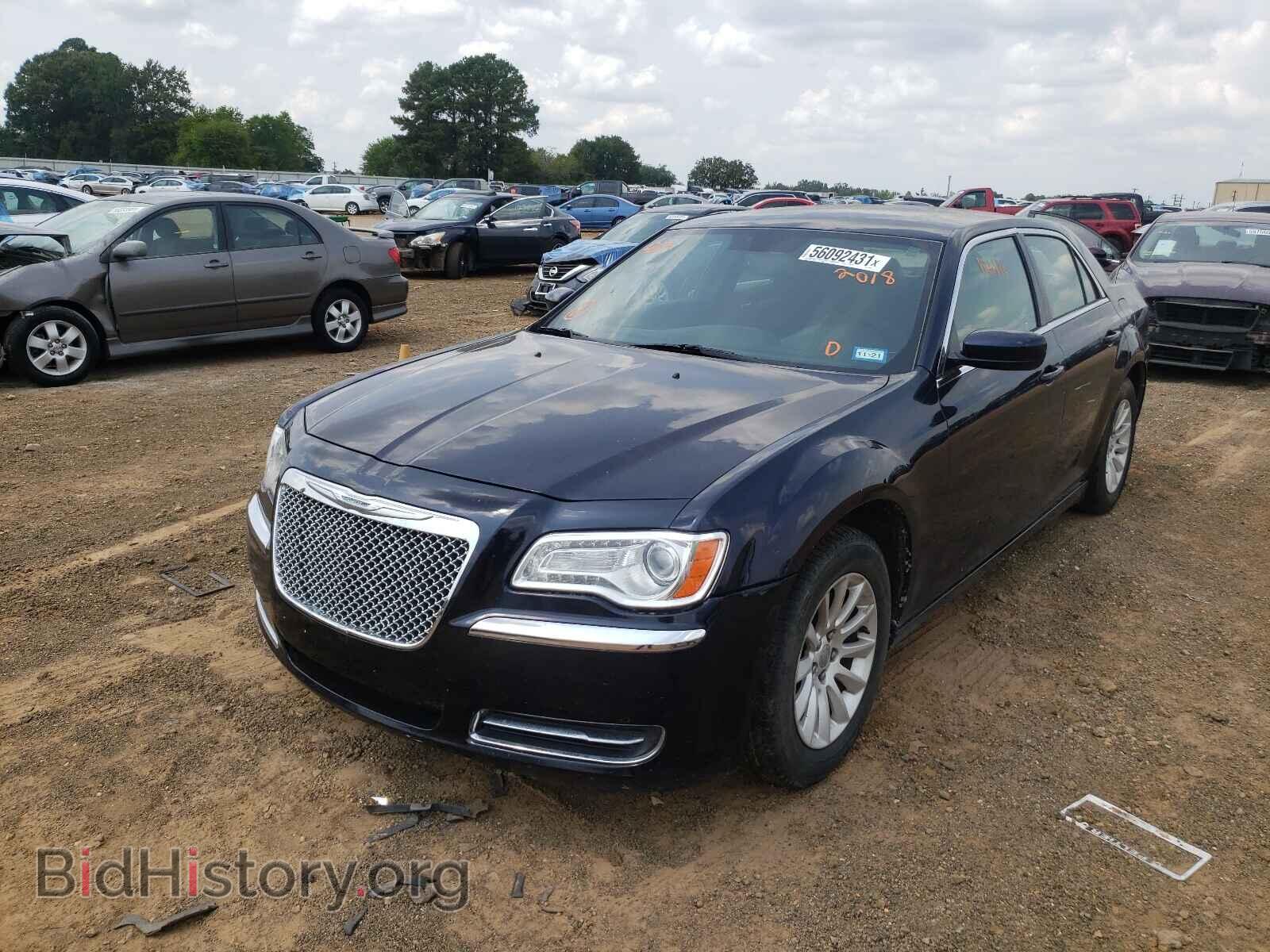 2011 CHRYSLER 300 - VIN: 2C3CA4CG1BH522018 - Фото 2