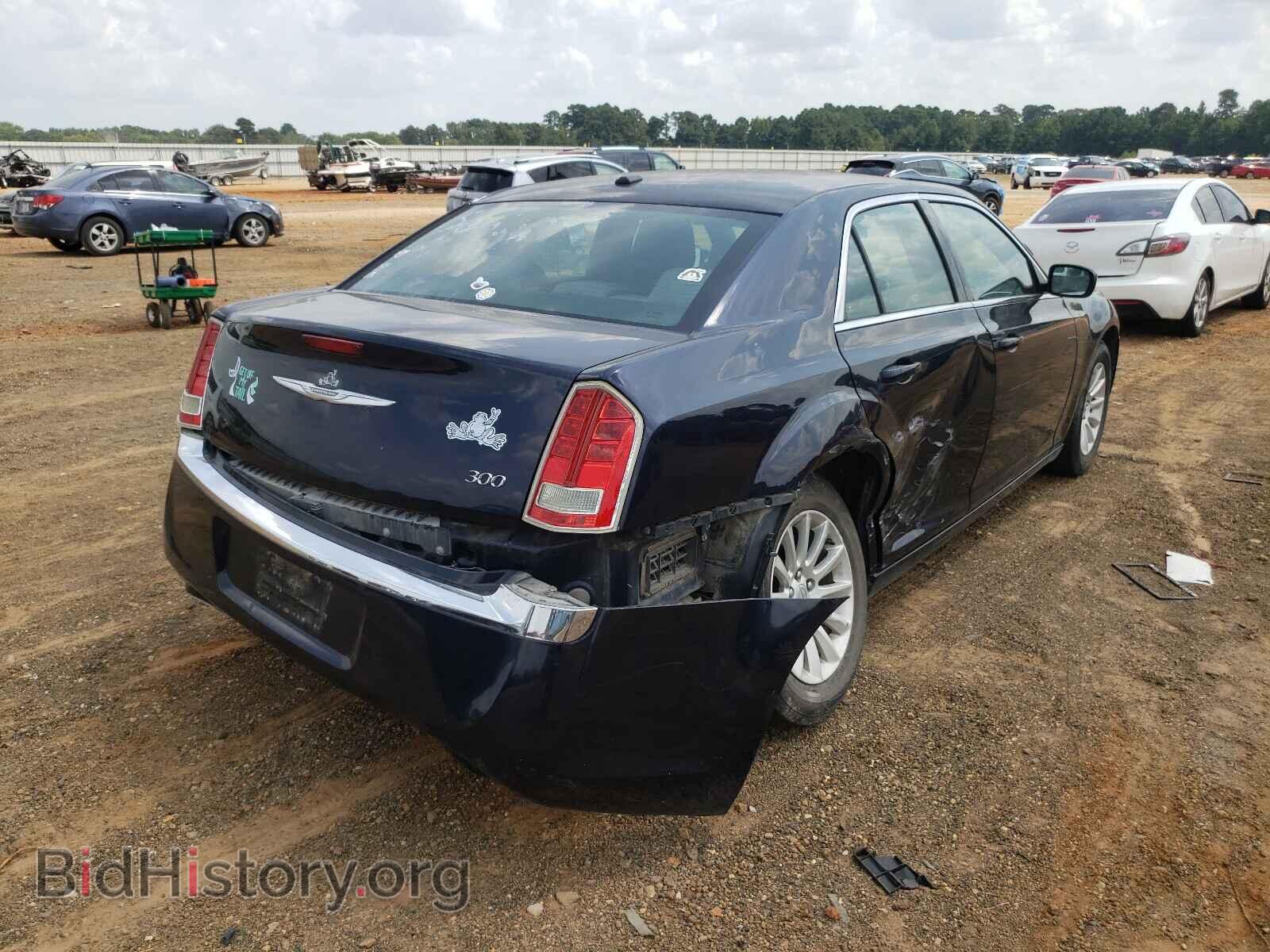 2011 CHRYSLER 300 - VIN: 2C3CA4CG1BH522018 - Фото 4