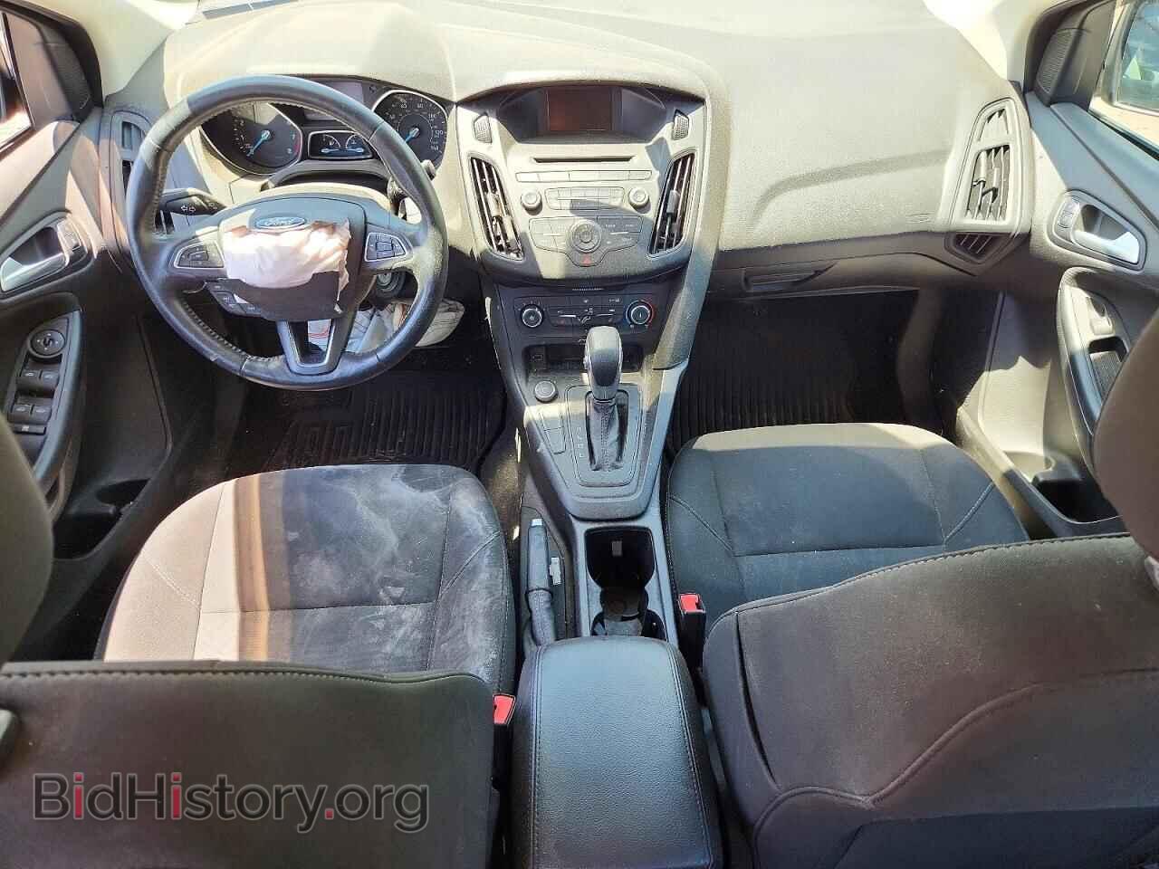 2017 FORD FOCUS - VIN: 1FADP3F2XHL207809 - Photo 8