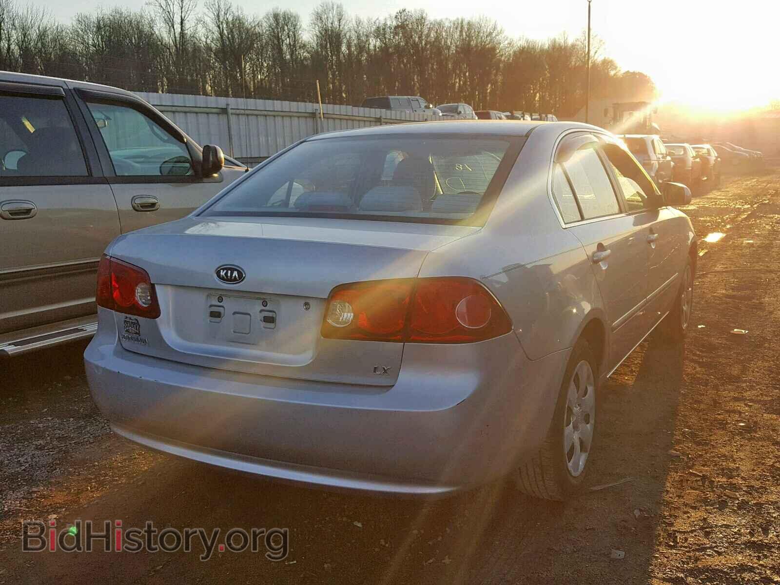 2006 KIA OPTIMA - VIN: KNAGE123765035656 - Фото 4