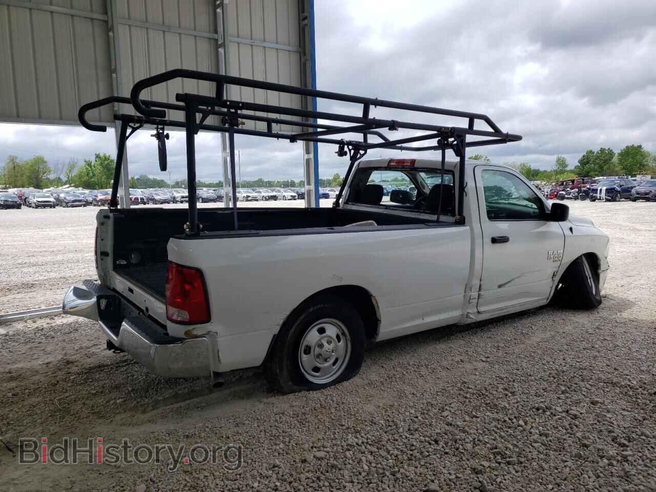 2023 RAM 1500 - VIN: 3C6JR6DGXPG640041 - Фото 3