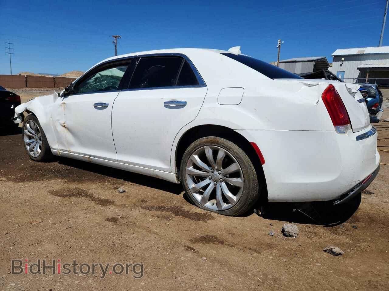 2018 CHRYSLER 300 - VIN: 2C3CCAEG7JH319848 - Photo 2