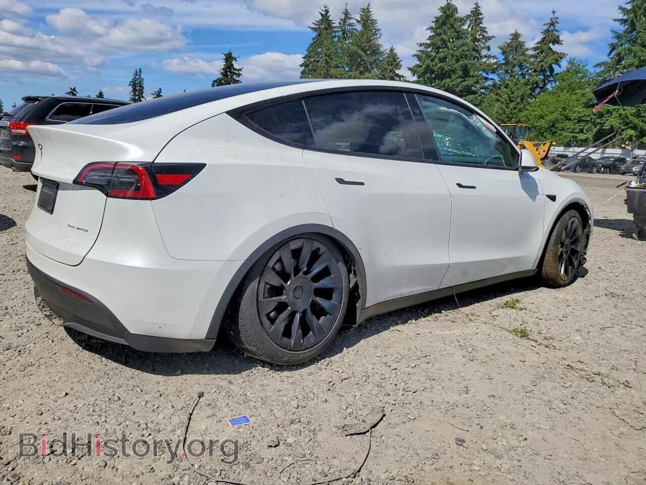 2025 TESLA MODEL Y - VIN: 7SAYGAEE7SF302773 - Фото 3
