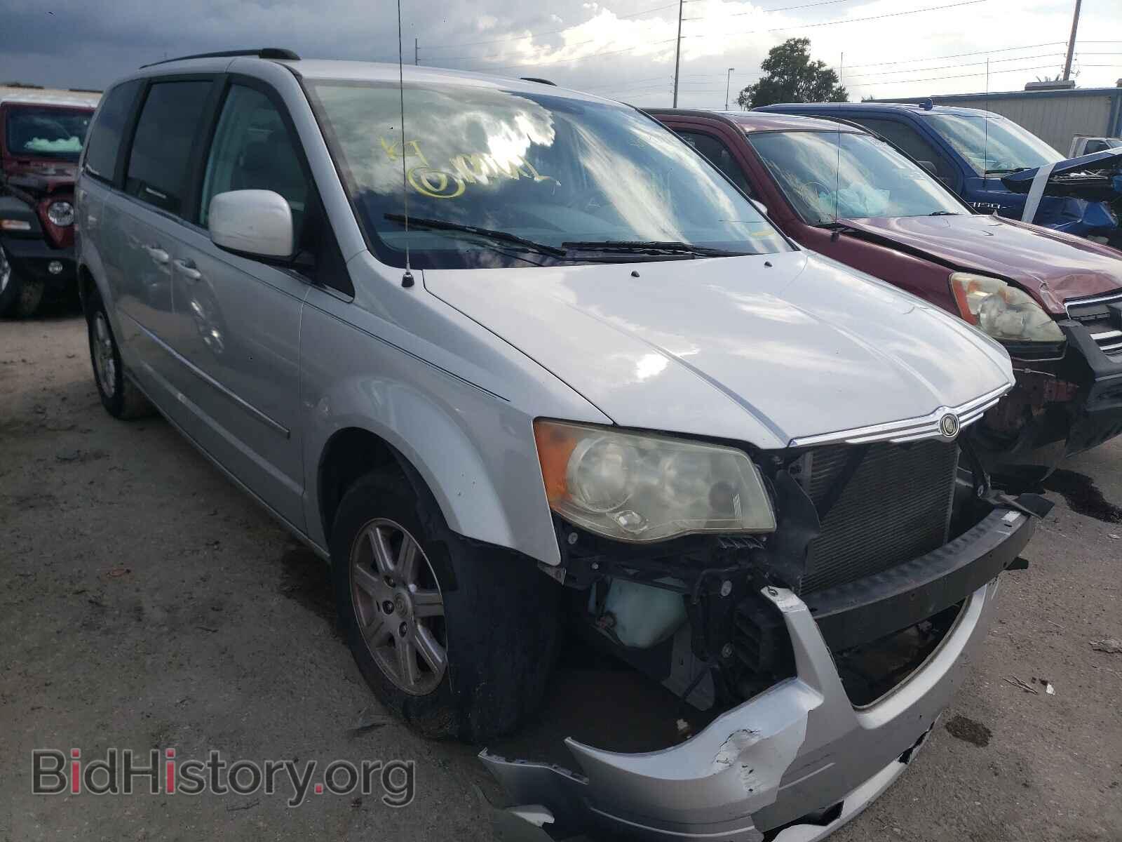 Фотография 2A4RR5D11AR319034 - CHRYSLER MINIVAN 2010