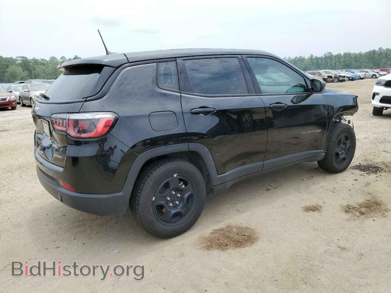 2019 JEEP COMPASS - VIN: 3C4NJCAB7KT743720 - Фото 3