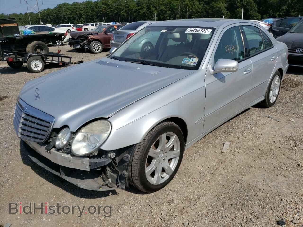 2007 MERCEDES-BENZ E-CLASS - VIN: WDBUF56X37B097483 - Фото 2