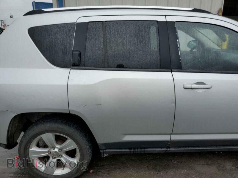 2012 Jeep COMPASS (VIN 1C4NJDBB7CD513008) — photo 9 of 10