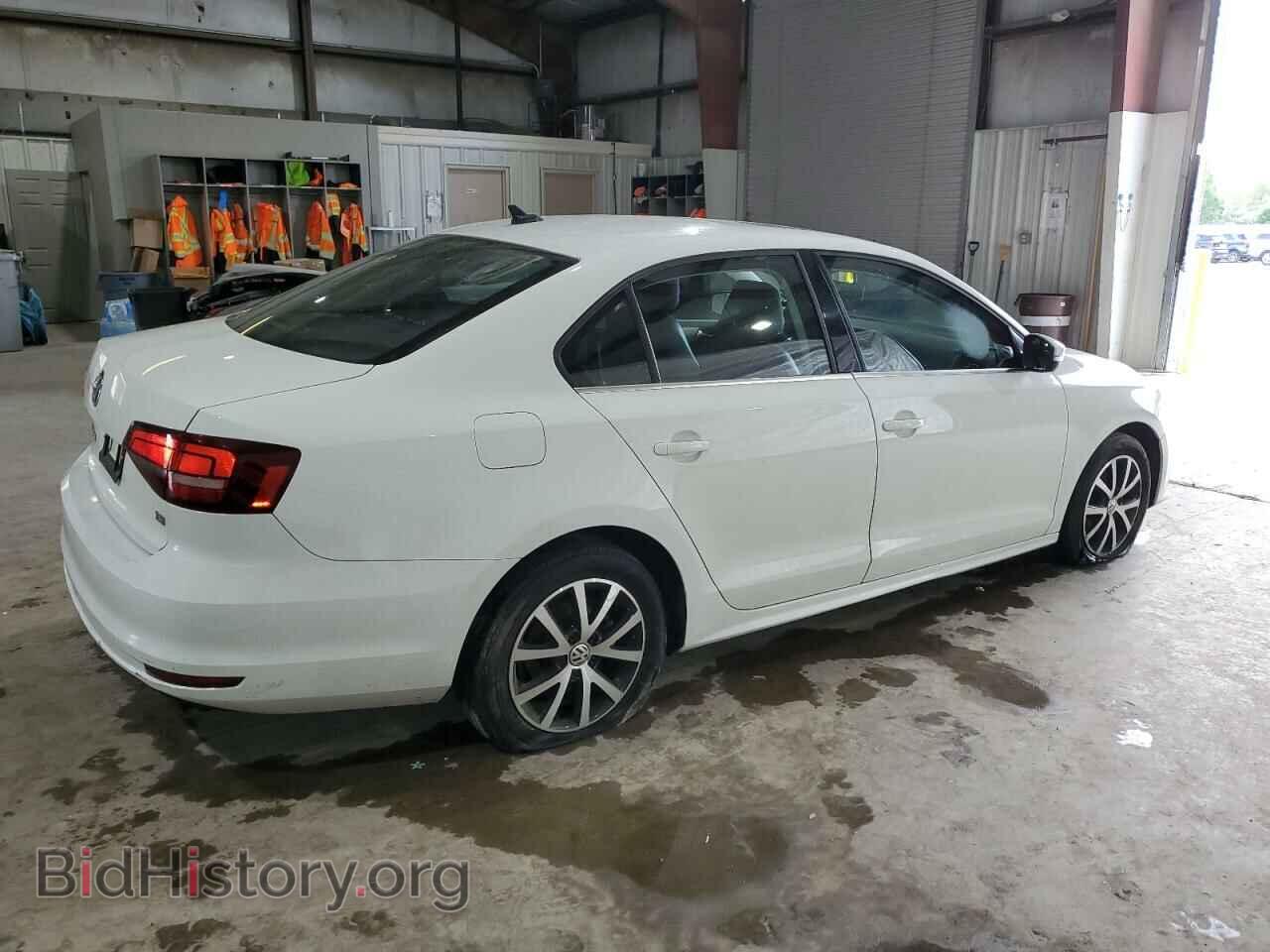 2017 VOLKSWAGEN JETTA - VIN: 3VWDB7AJ3HM397012 - Фото 3