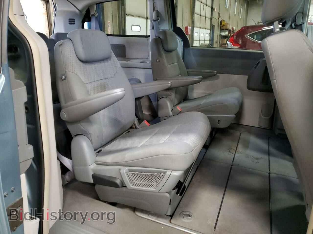 2008 CHRYSLER MINIVAN - VIN: 2A8HR54P28R799223 - Фото 11