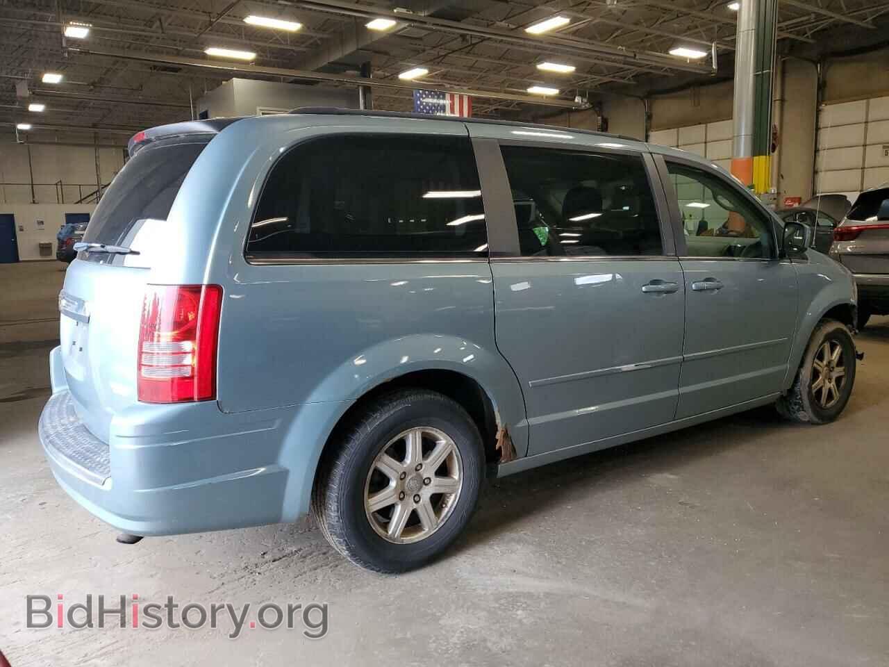 2008 CHRYSLER MINIVAN - VIN: 2A8HR54P28R799223 - Фото 3