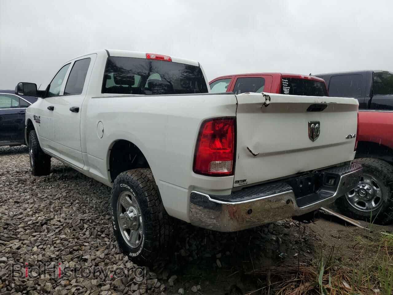 2016 RAM All Models - VIN: 3C6UR5CL3GG103940 - Photo 2