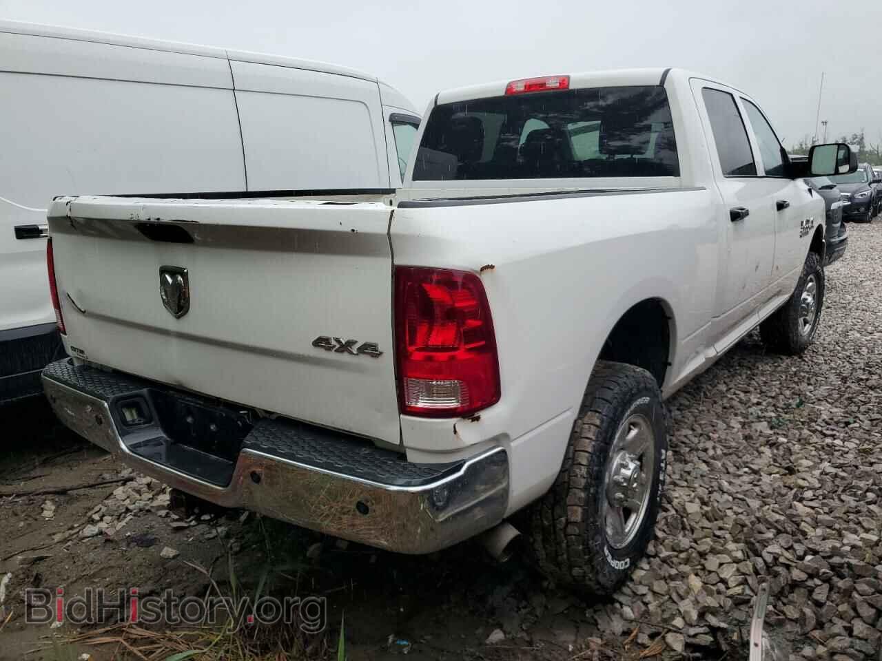 2016 RAM All Models - VIN: 3C6UR5CL3GG103940 - Photo 3