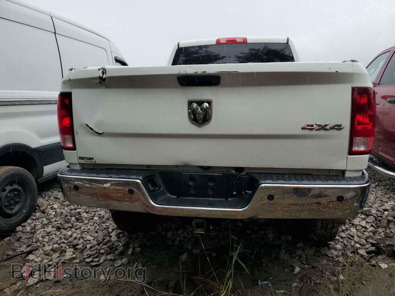 2016 RAM All Models - VIN: 3C6UR5CL3GG103940 - Photo 6
