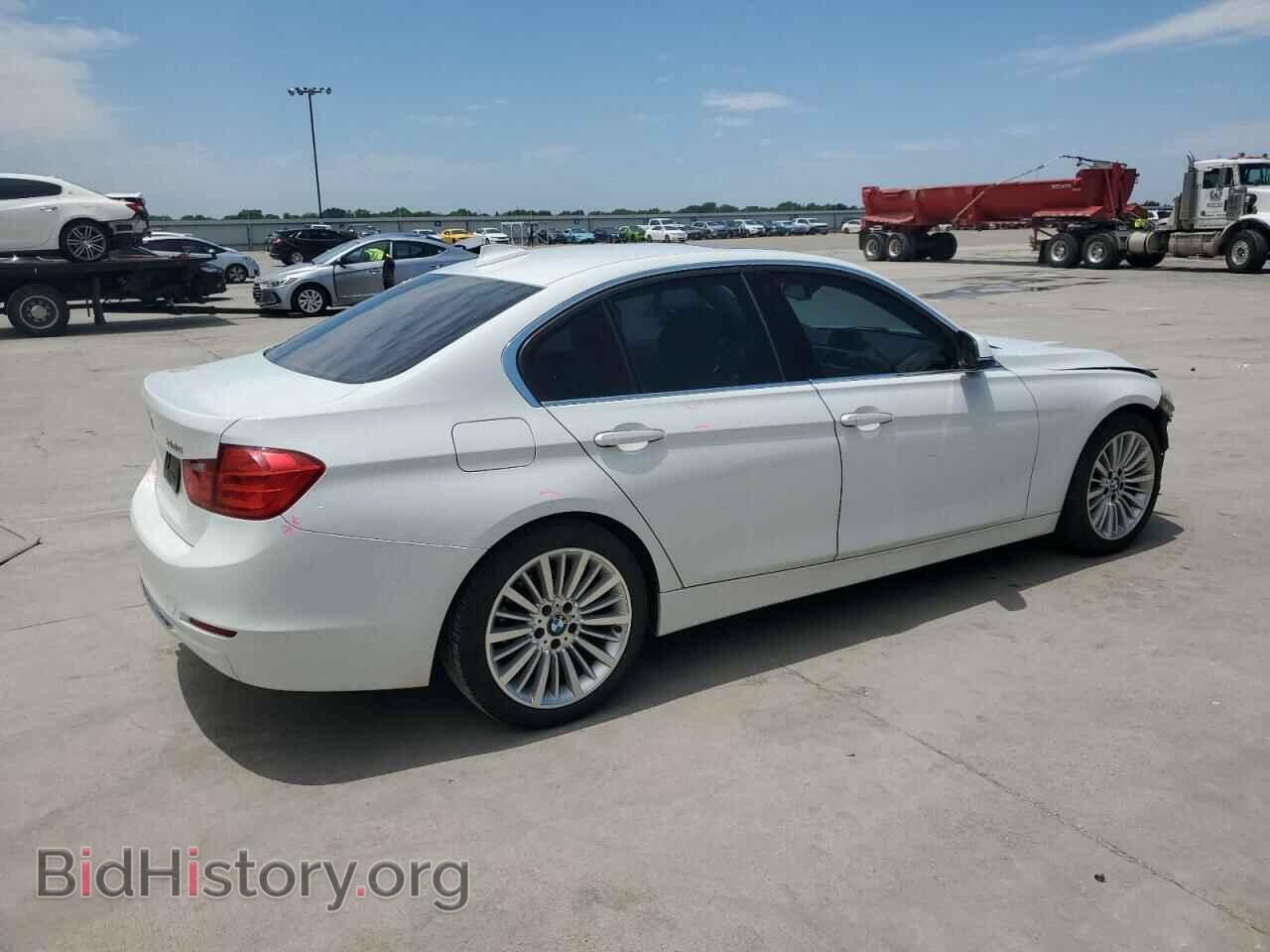 2013 BMW 3 SERIES - VIN: WBA3A5C57DF357562 - Фото 3