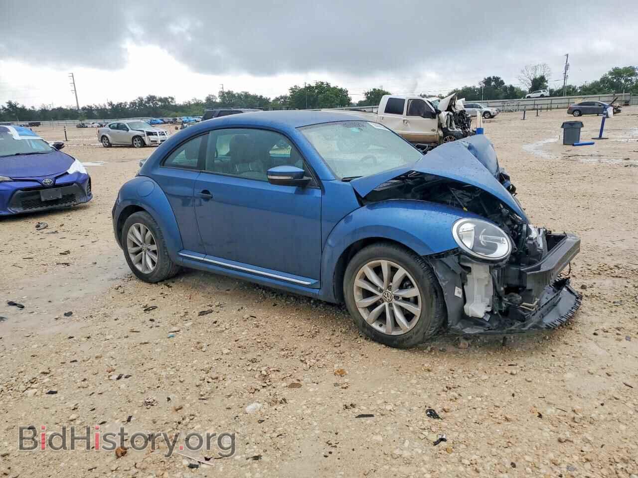 2017 VOLKSWAGEN BEETLE - VIN: 3VWF17AT2HM626809 - Фото 4
