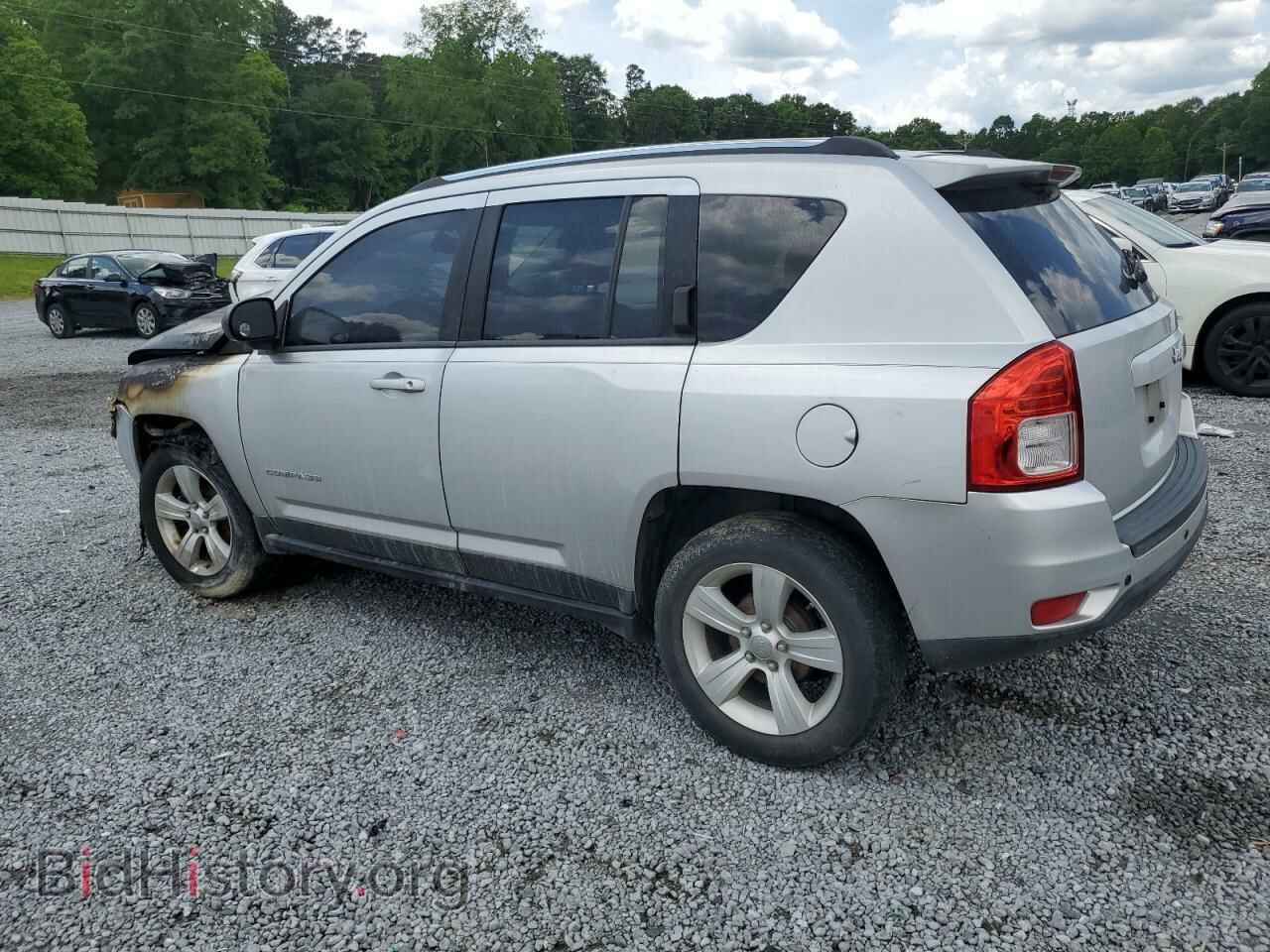 2012 JEEP COMPASS - VIN: 1C4NJCEB3CD507390 - Photo 2