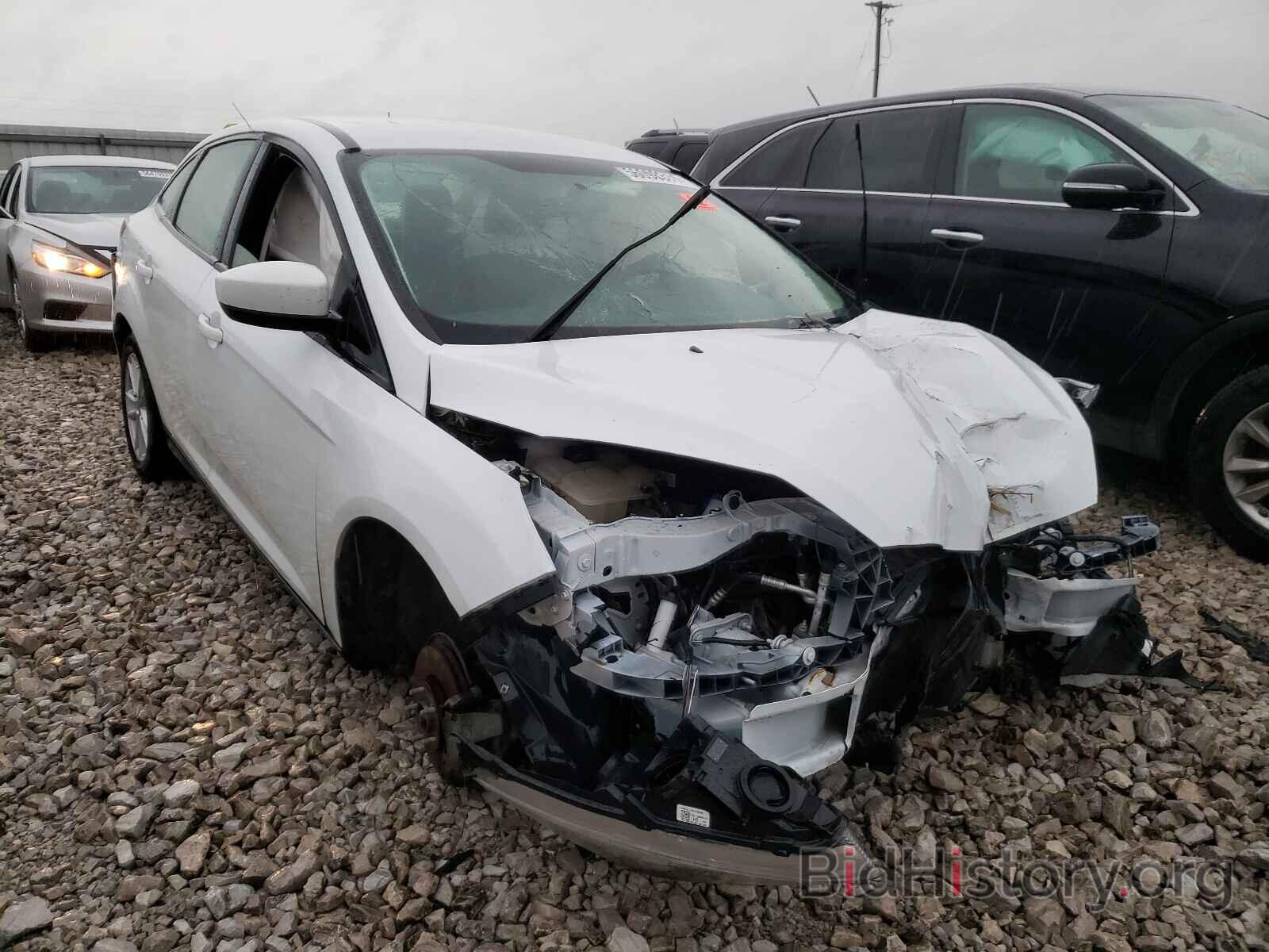 Photo 1FADP3F28JL252608 - FORD FOCUS 2018