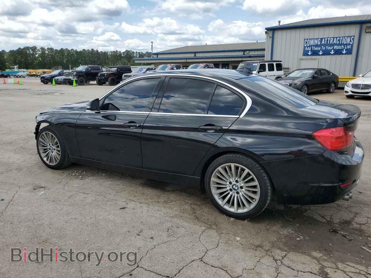 2013 BMW 3 SERIES - VIN: WBA3A5C57DF357884 - Фото 2