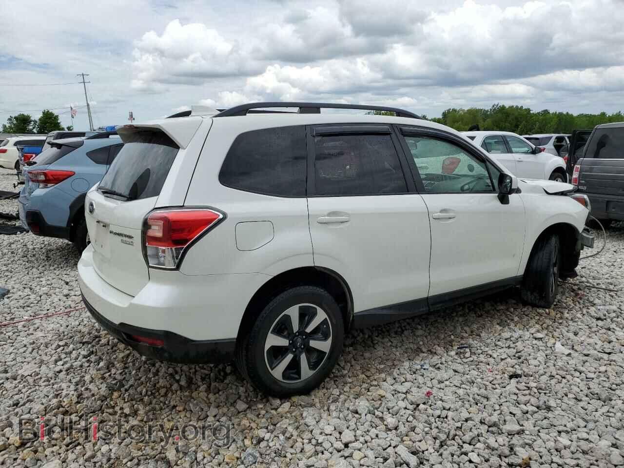 2017 SUBARU FORESTER - VIN: JF2SJADC8HH546351 - Фото 3