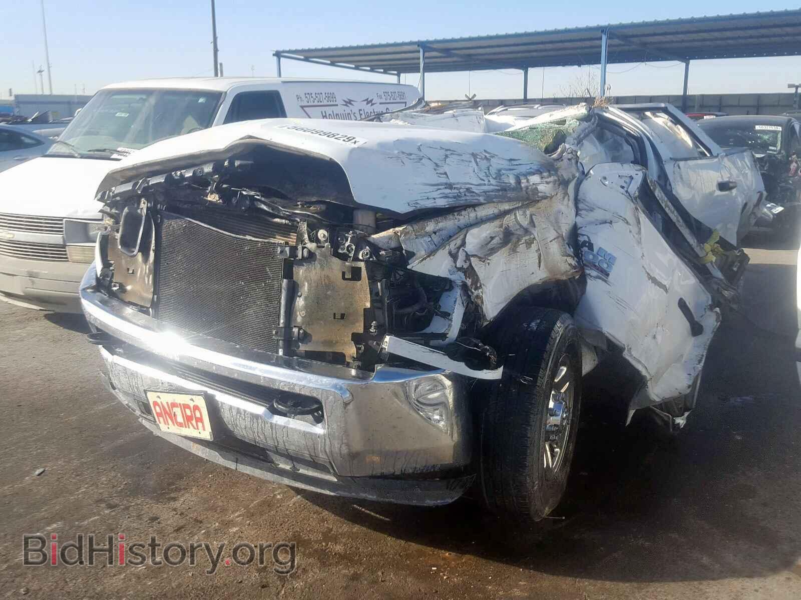 2018 RAM 2500 ST - VIN: 3C6UR5CL2JG290160 - Фото 2