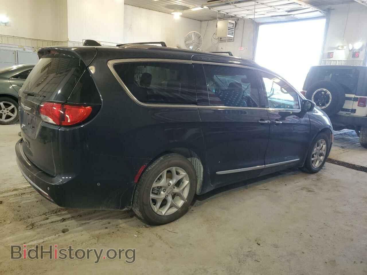 2019 CHRYSLER PACIFICA - VIN: 2C4RC1EGXKR597872 - Фото 3