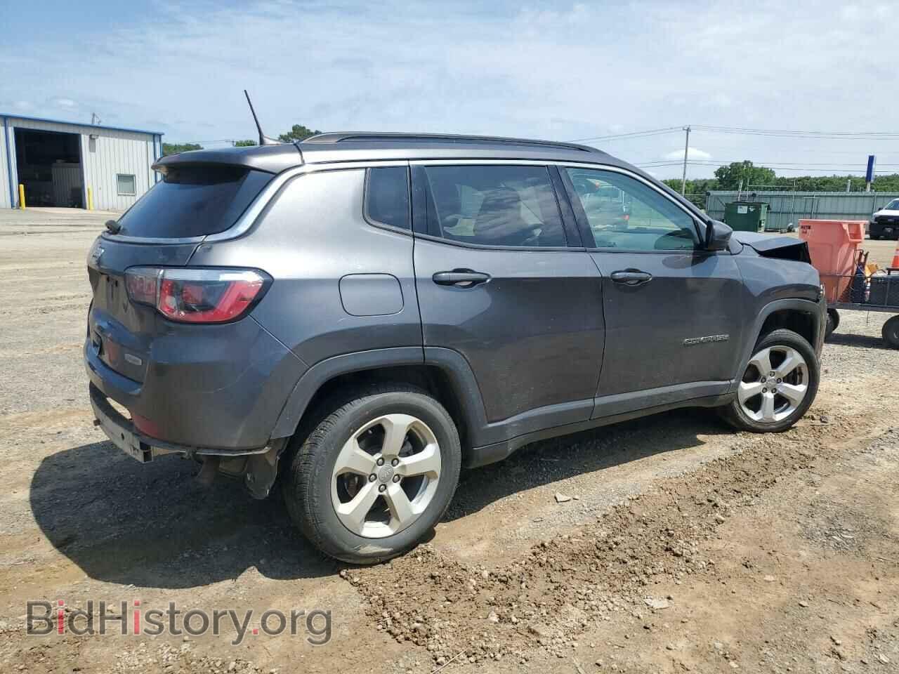 2017 JEEP COMPASS - VIN: 3C4NJDBB8HT672170 - Фото 3