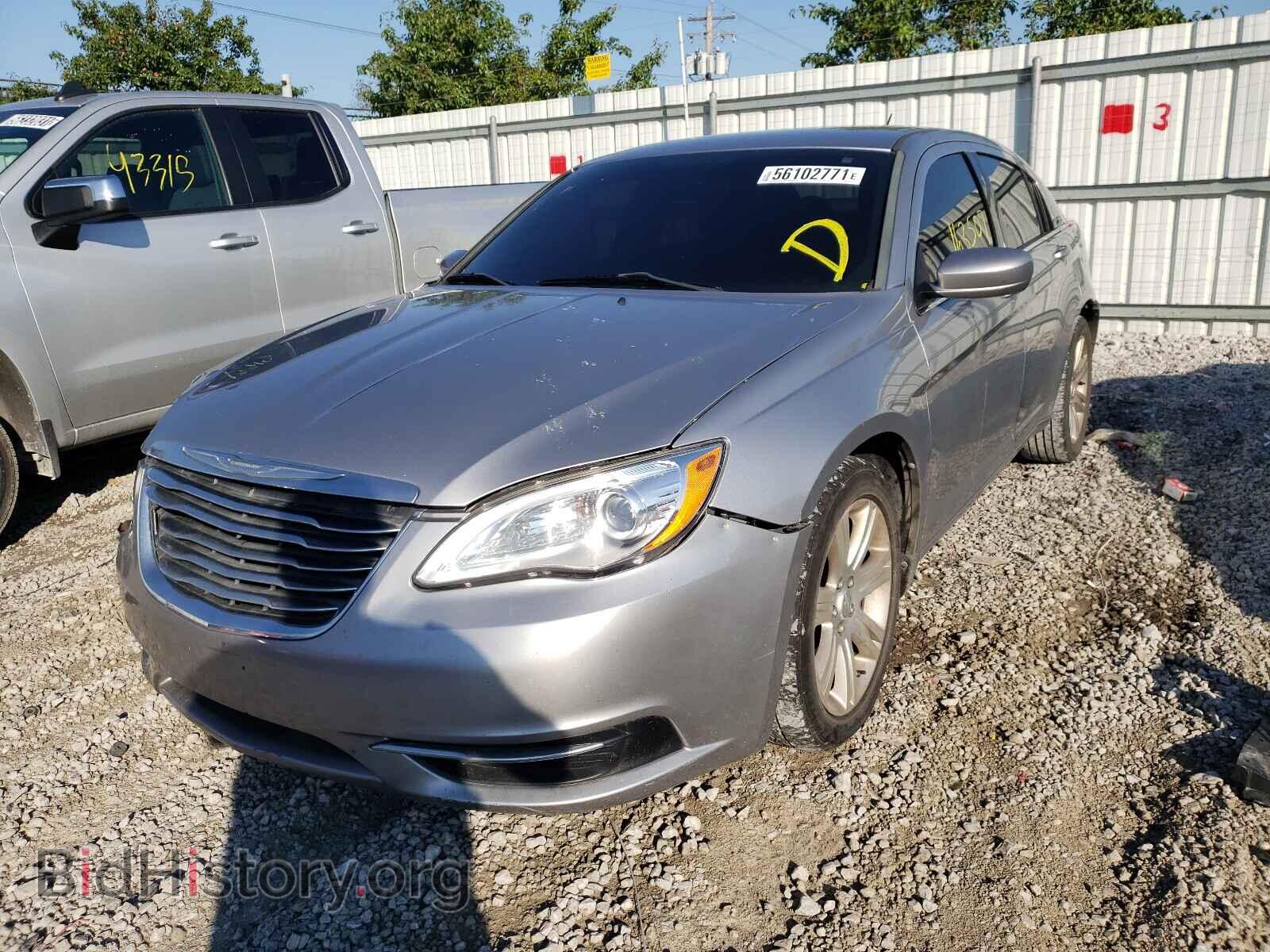 2013 CHRYSLER 200 - VIN: 1C3CCBBG6DN531887 - Фото 2