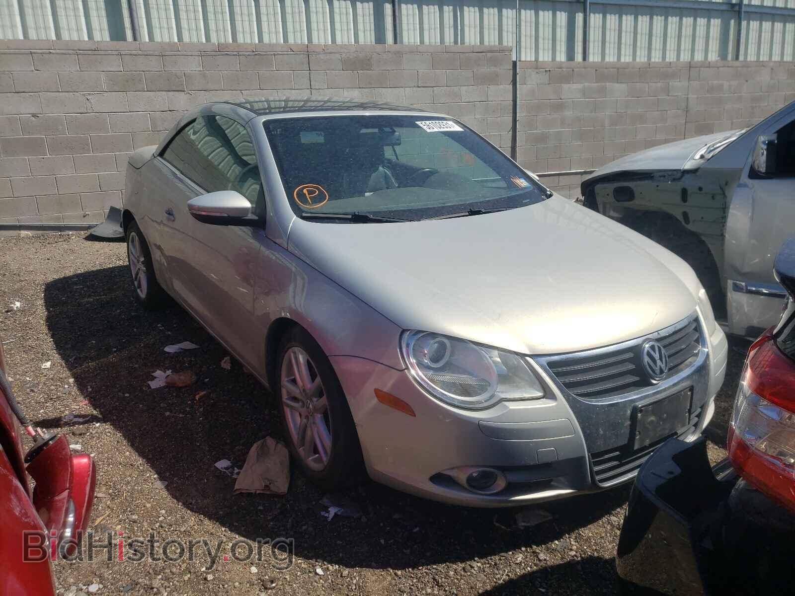 Photo WVWFA71F19V011978 - VOLKSWAGEN EOS 2009