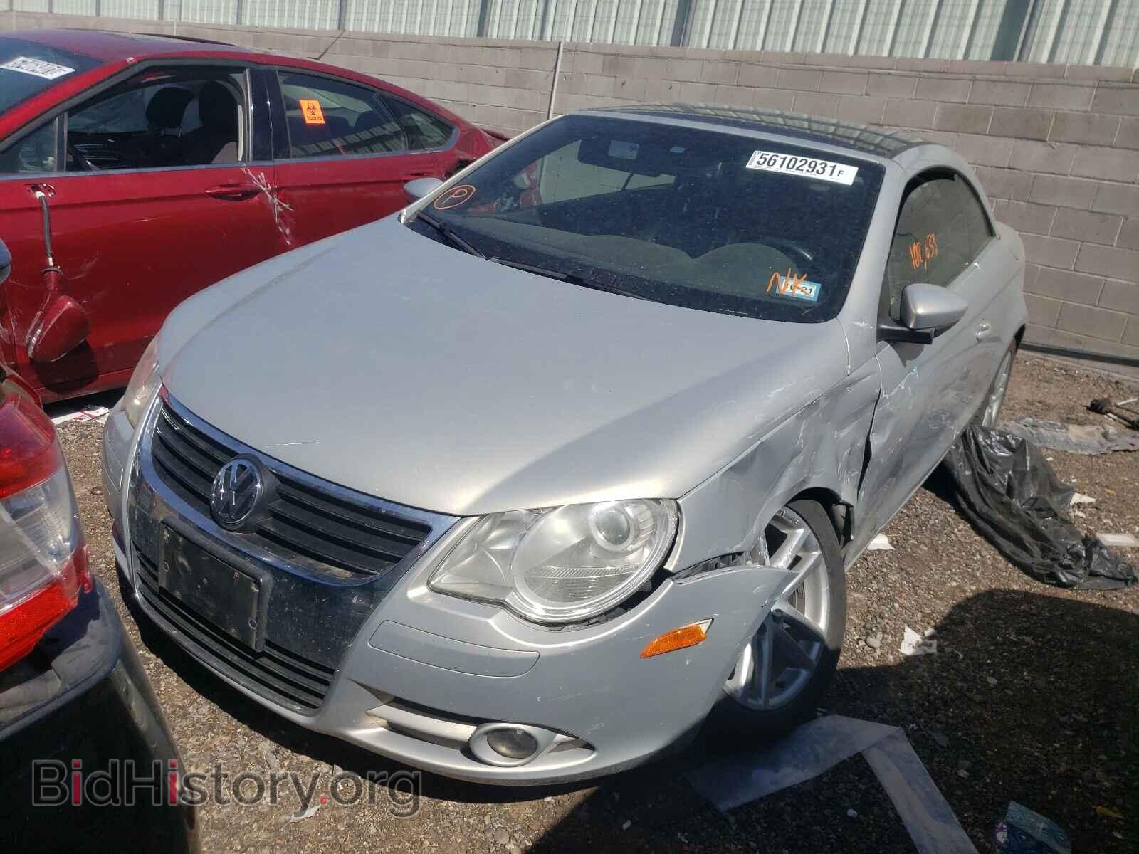 2009 VOLKSWAGEN EOS - VIN: WVWFA71F19V011978 - Фото 2