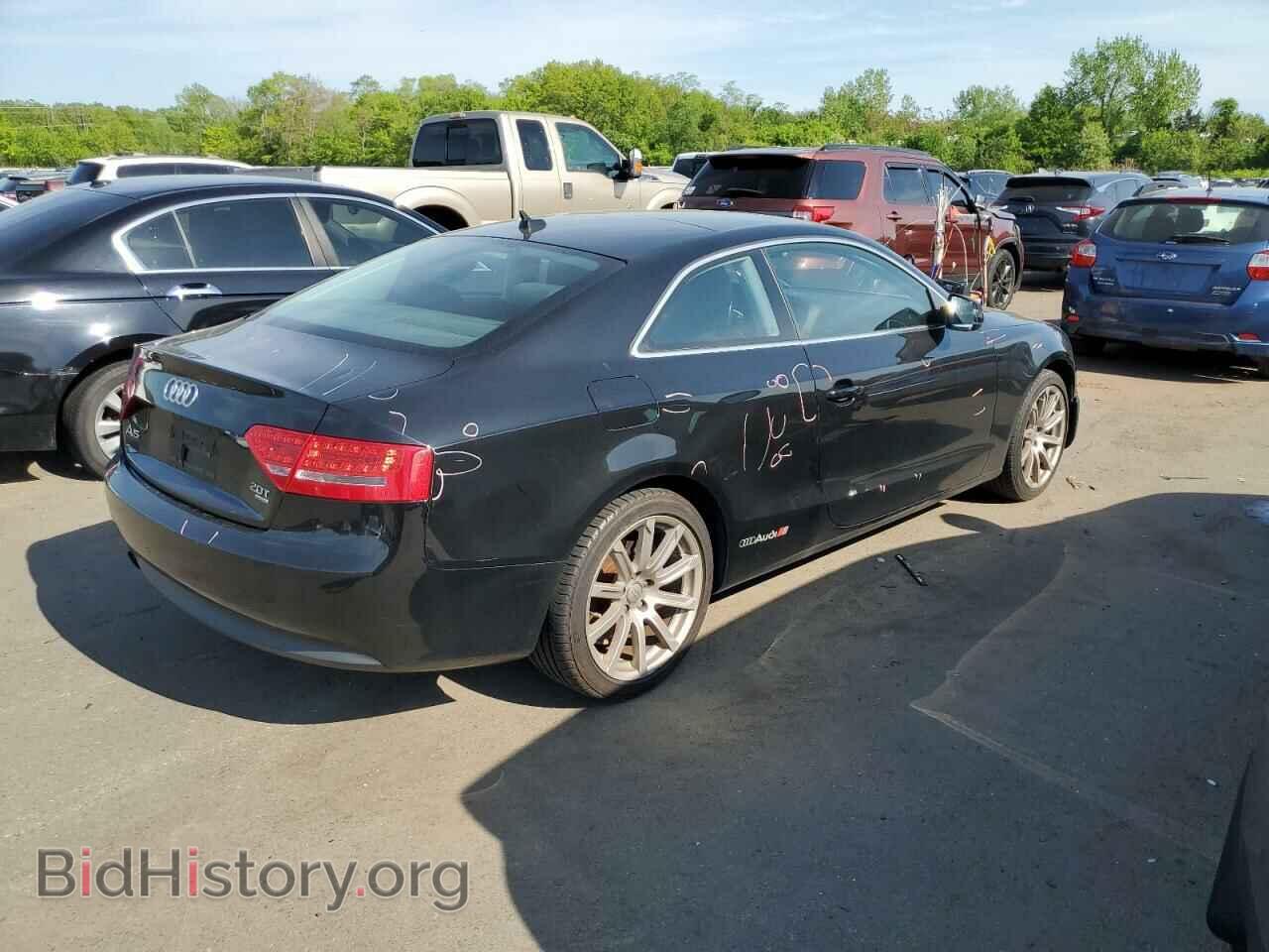 2011 AUDI A5 - VIN: WAURFAFR2BA008466 - Photo 3