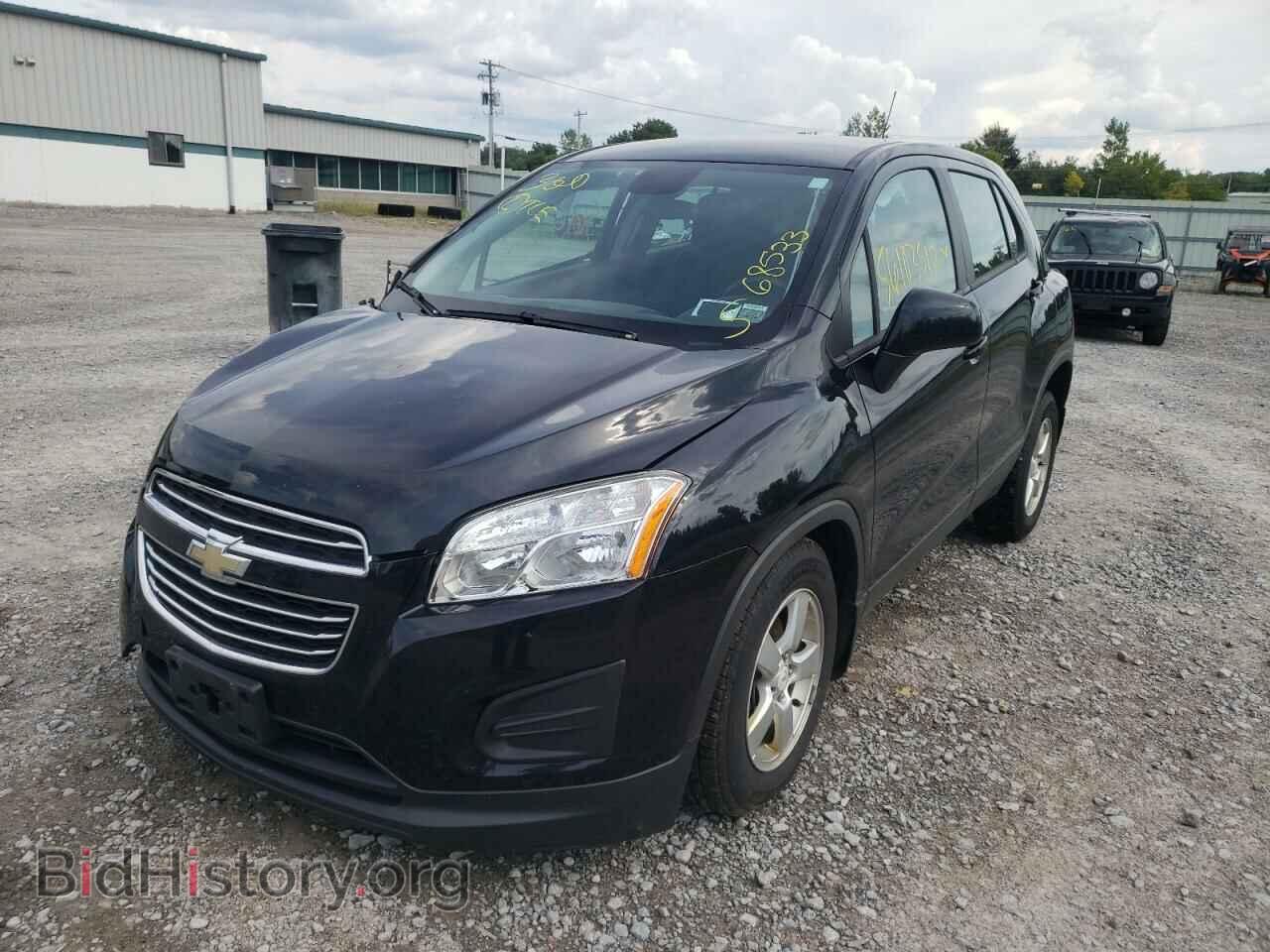 2015 CHEVROLET TRAX - VIN: 3GNCJPSB8FL213976 - Фото 2