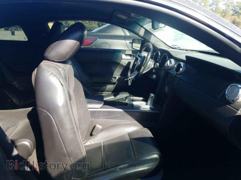 2007 Ford MUSTANG (VIN 1ZVHT80N475256043) — фото 5 из 10
