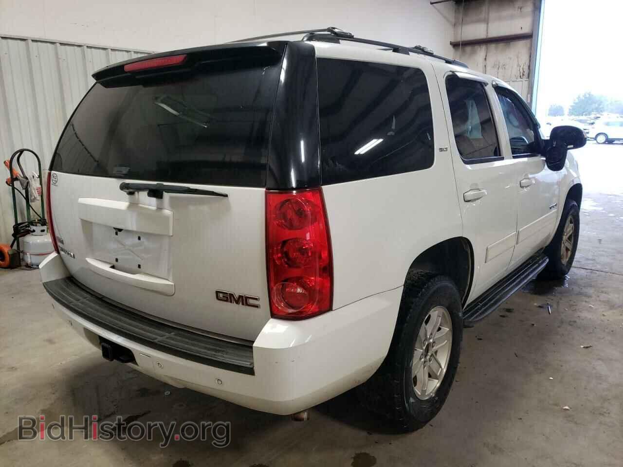2011 GMC YUKON - VIN: 1GKS2CE08BR330825 - Фото 4