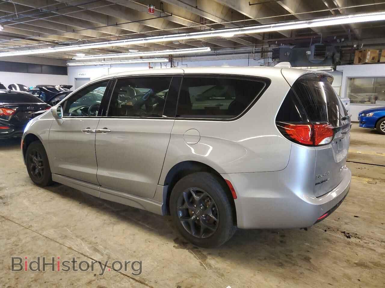 2019 CHRYSLER PACIFICA - VIN: 2C4RC1FG5KR746008 - Photo 2