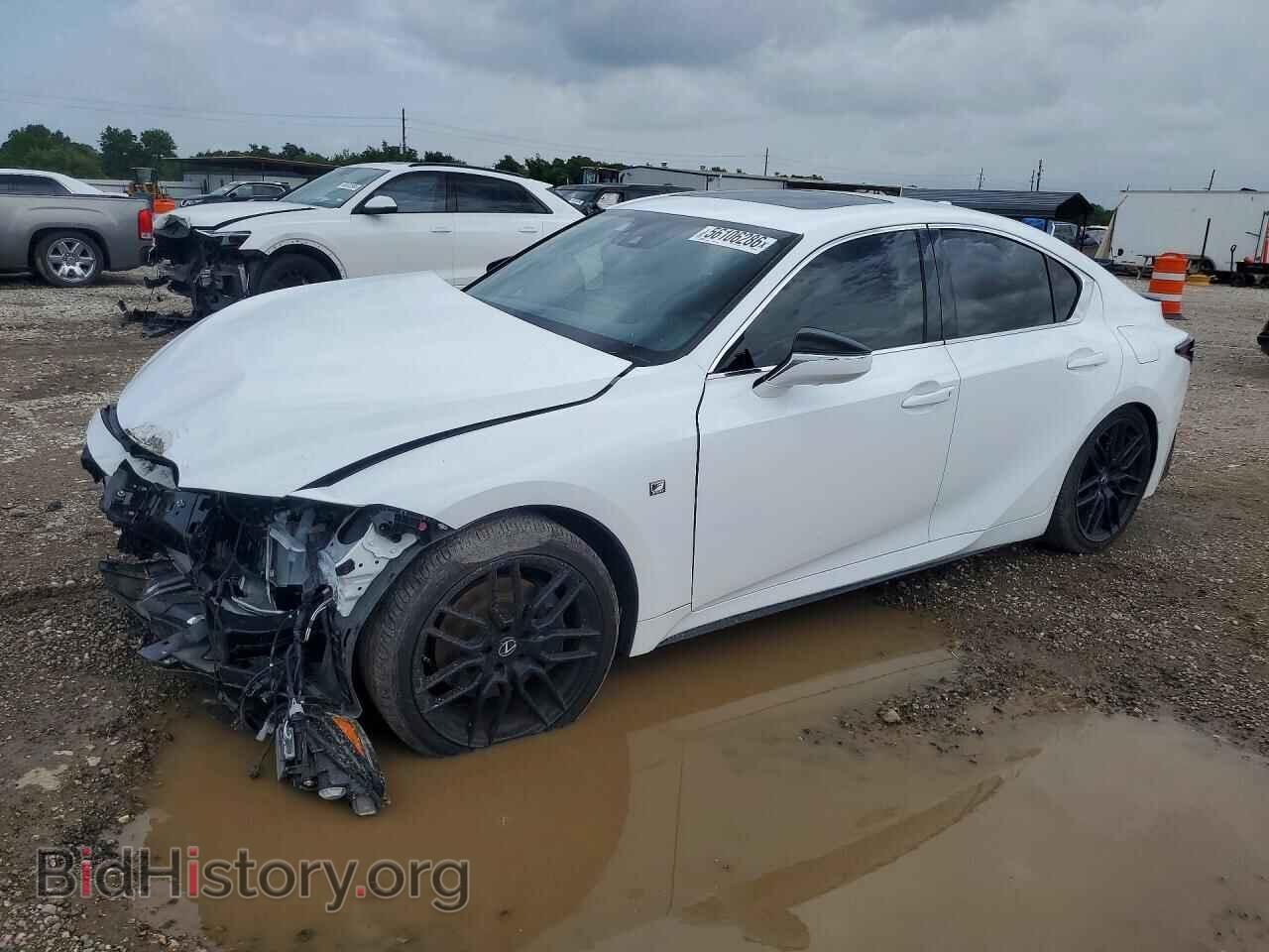 Photo JTHGZ1B22P5071933 - LEXUS IS 2023