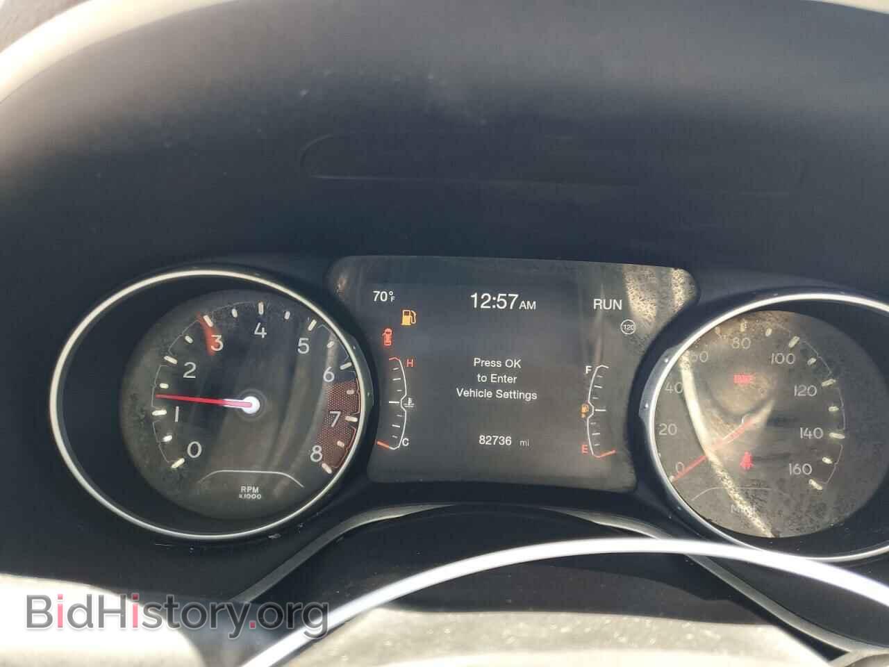2018 JEEP COMPASS - VIN: 3C4NJCAB2JT124585 - Фото 9