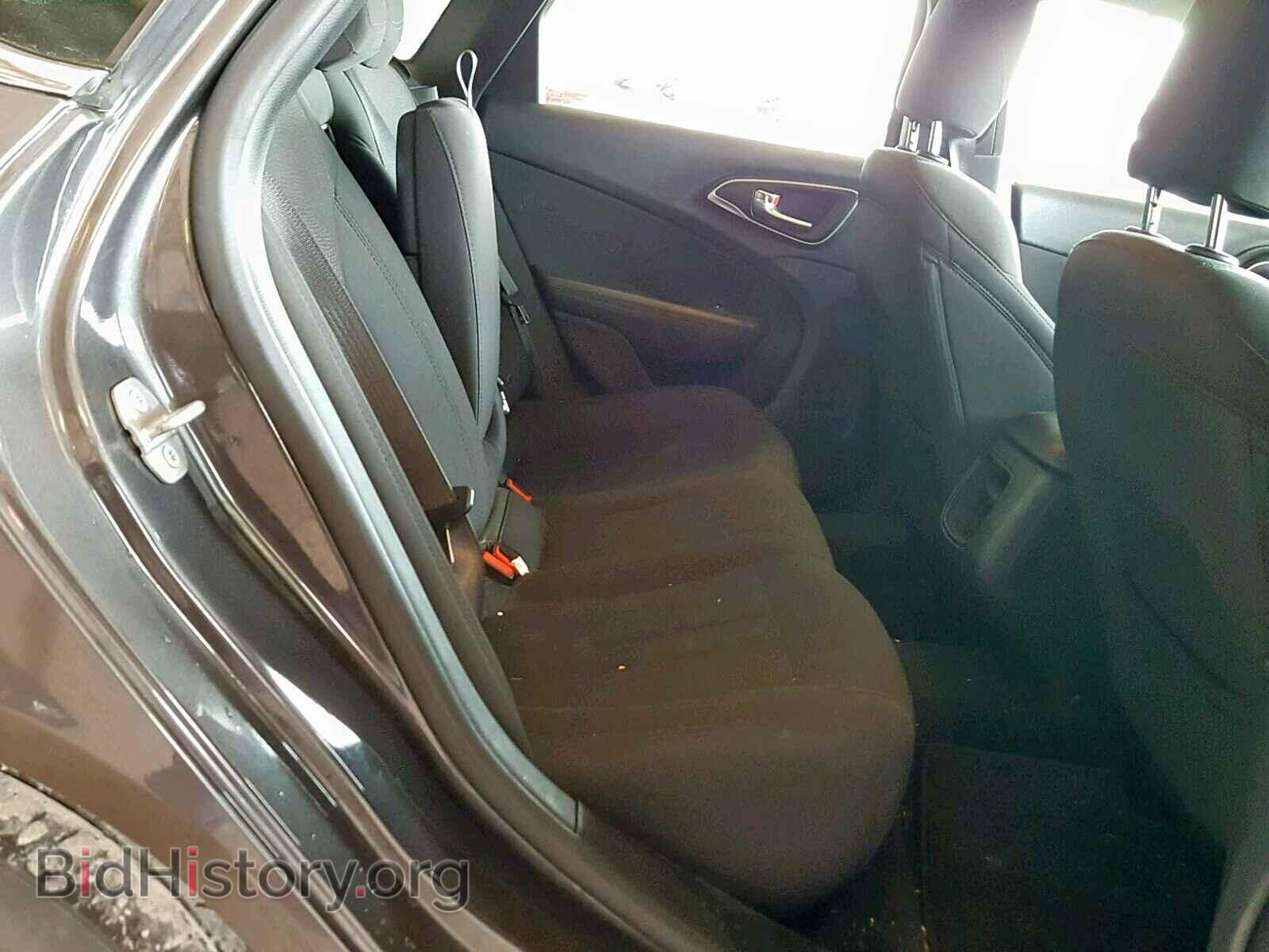 2016 CHRYSLER 200 - VIN: 1C3CCCAG4GN144721 - Photo 6