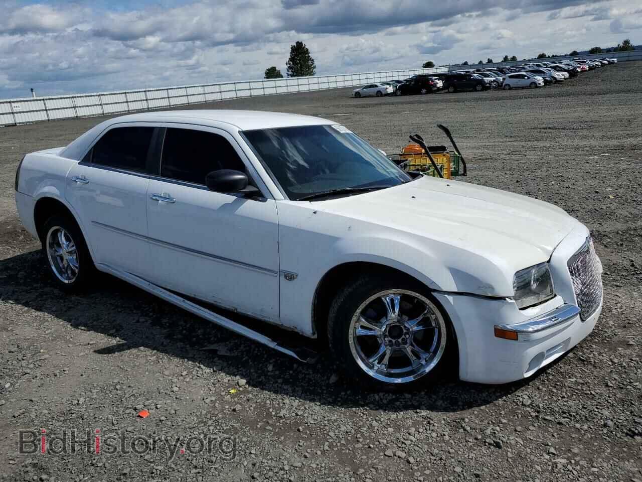 2010 CHRYSLER 300 - VIN: 2C3CA5CV0AH324694 - Фото 4