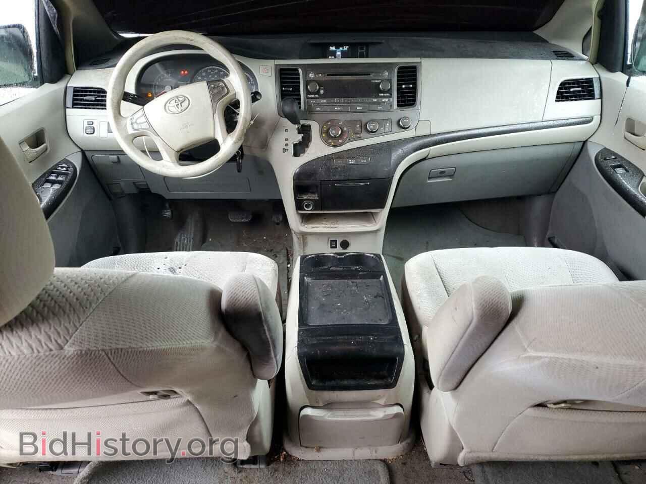 2011 TOYOTA All Models - VIN: 5TDKK3DC9BS004587 - Фото 8