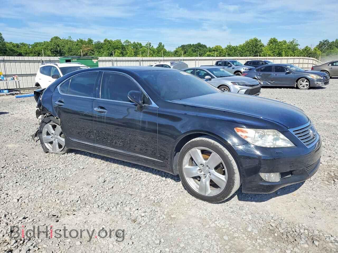 2011 LEXUS LS460 - VIN: JTHBL5EF5B5103901 - Photo 4