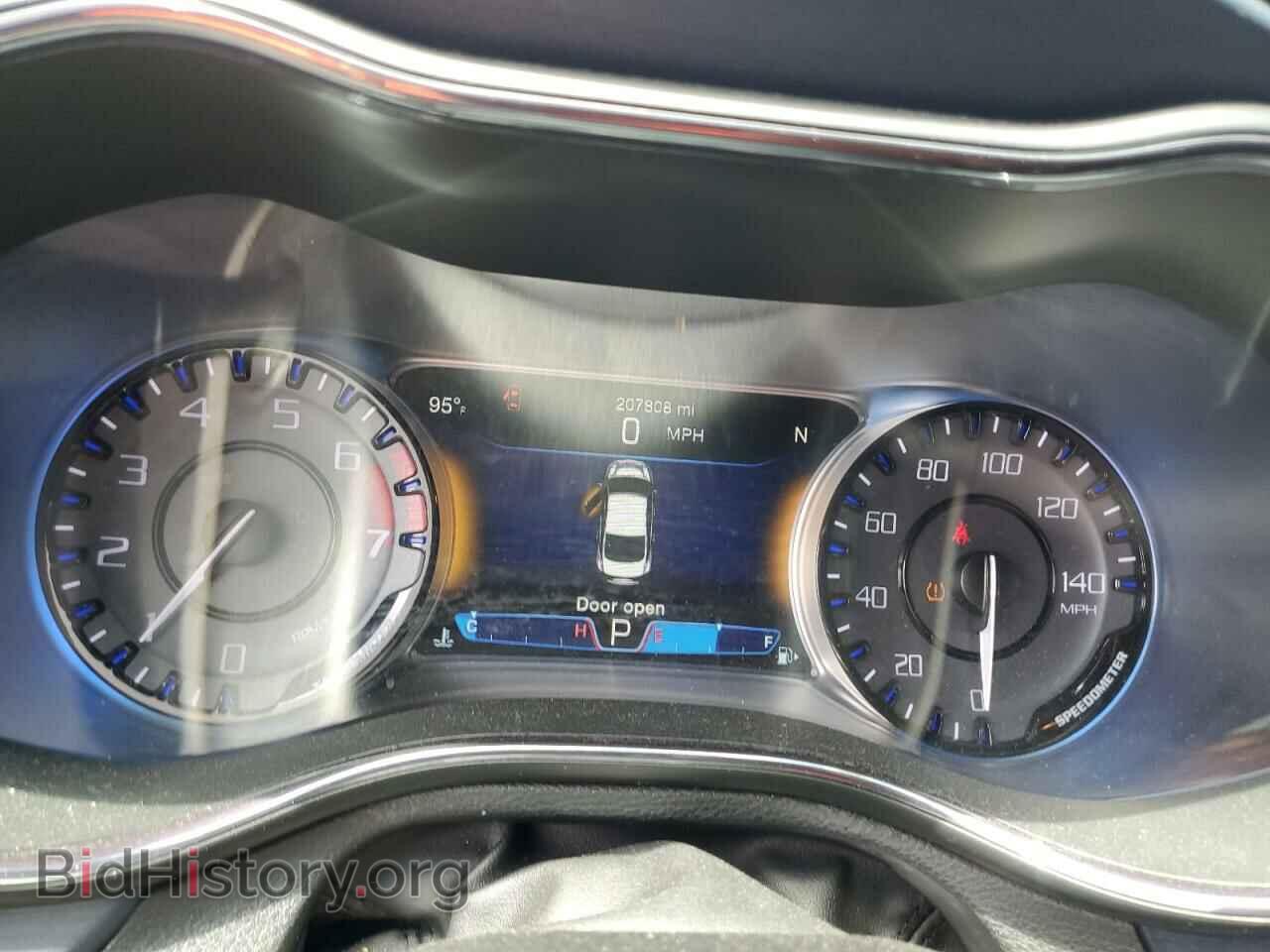 2016 CHRYSLER 200 - VIN: 1C3CCCBB7GN100313 - Фото 9