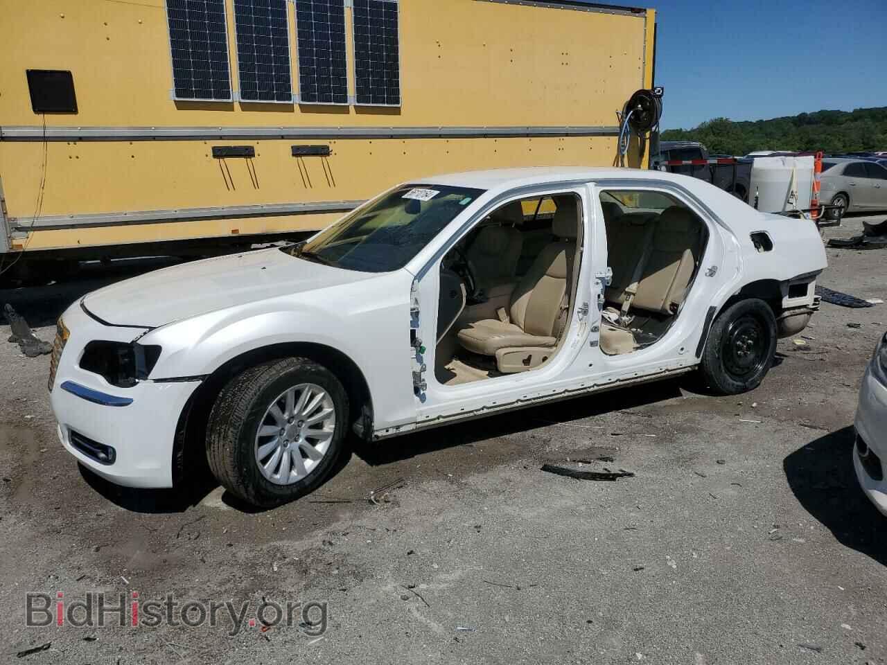 Фотография 2C3CCAAG6DH739322 - CHRYSLER 300 2013