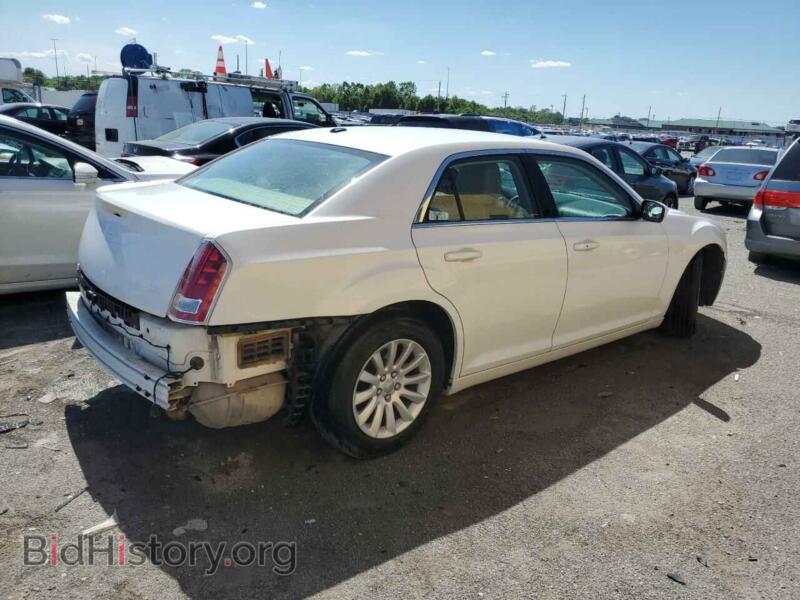2013 Chrysler 300 (VIN 2C3CCAAG6DH739322) — фото 3 из 12