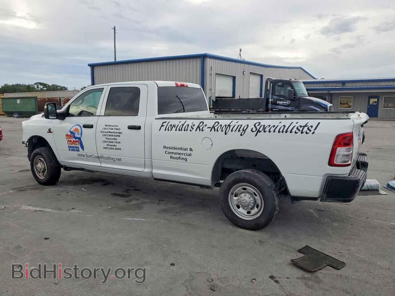 2023 RAM 2500 - VIN: 3C6UR5HL0PG609962 - Photo 2