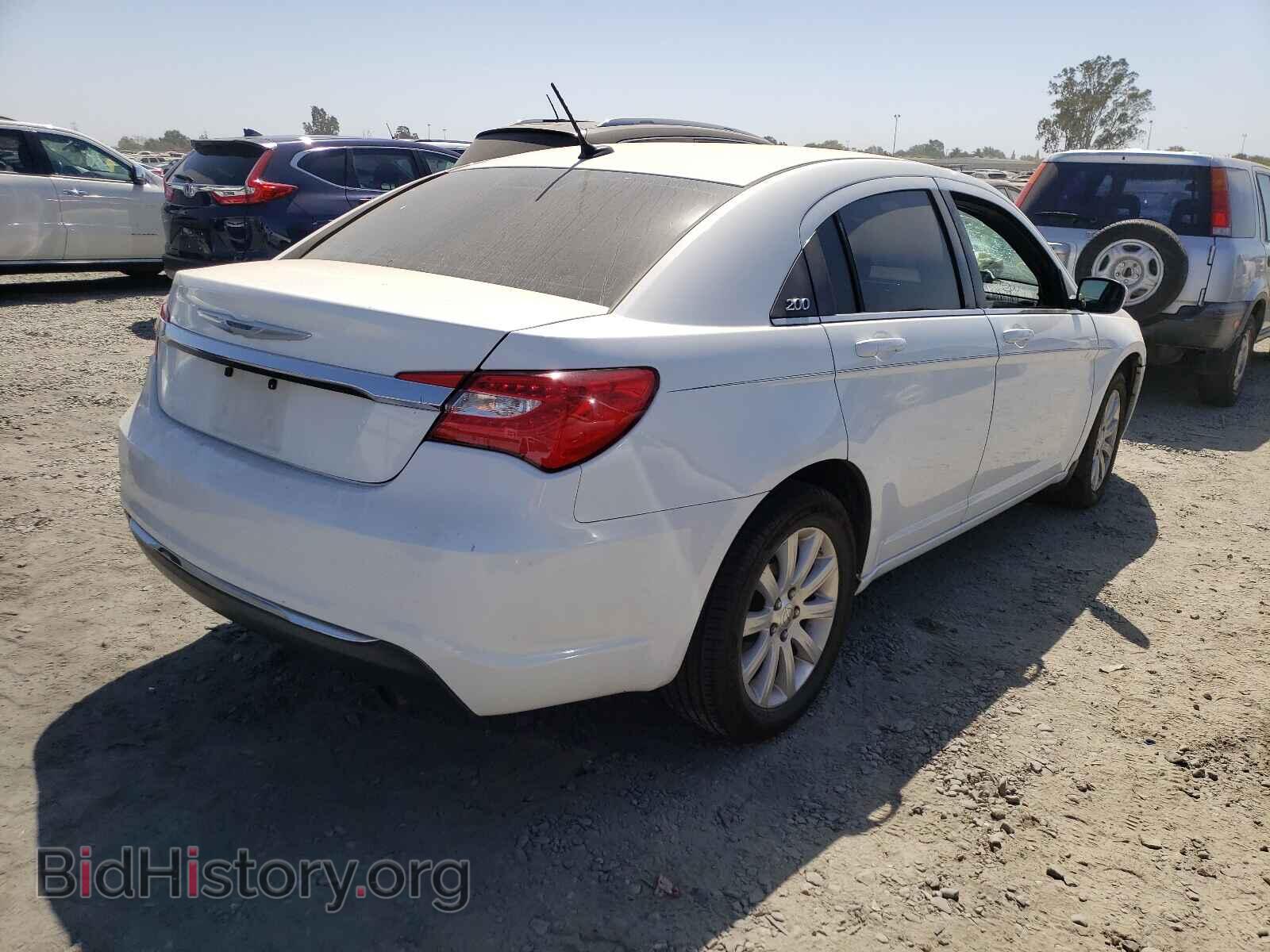 2013 CHRYSLER 200 - VIN: 1C3CCBBB9DN672182 - Фото 4